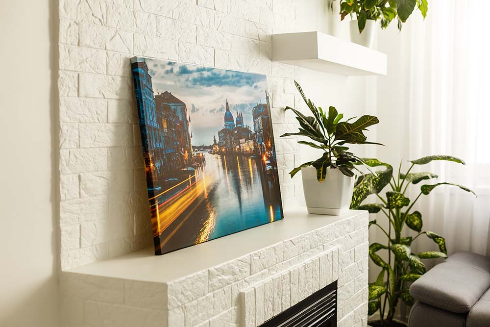 Modern wall decor interior design