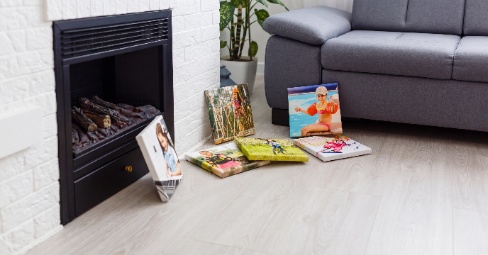 Modulare Fotowand ohne Bohren: Bilderwand gestalten mit Fotokacheln, Polaroid-Look & Magneten