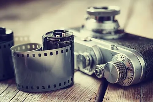 Analogfotos sind einfach charmant – bei uns kannst du aber auch Digitalfotos in Retro-Abzüge verwandeln: Deine Bilderbox