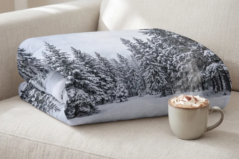 Fotodecke auf einem Sofa mit Kakao