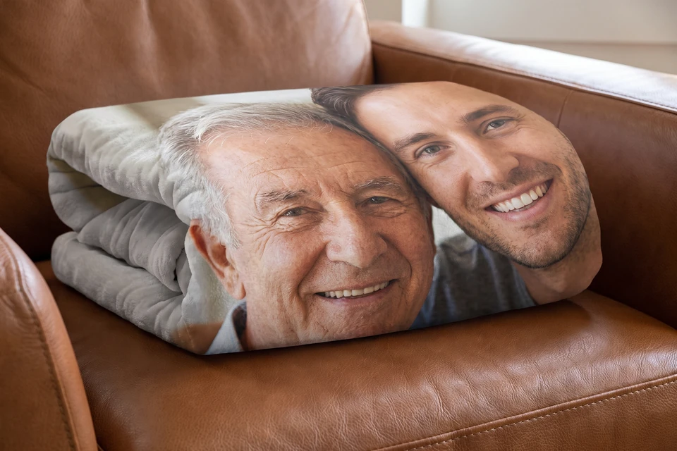 Fotodecke mit Foto von Opa und Enkel