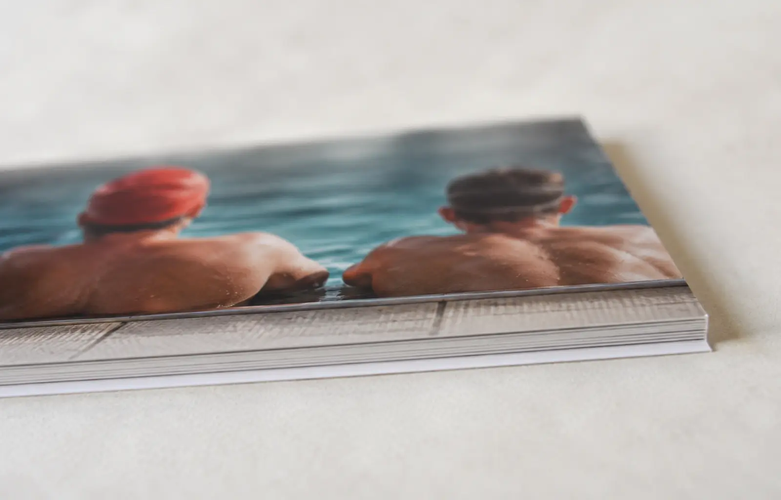 Einband und Bindung eines Fotobuchs 15 x 10 cm