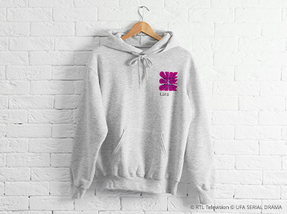 GZSZ Hoodie grau Berlin auf einem Kleiderbügel