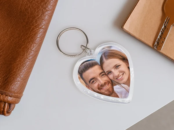 Personalisierbarer Schlüsselanhänger Aus Holz – Mit Eigenem Foto Und Text