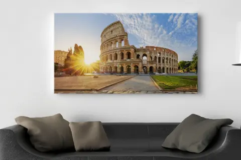 Panorama-Leinwand in modernem Interieur